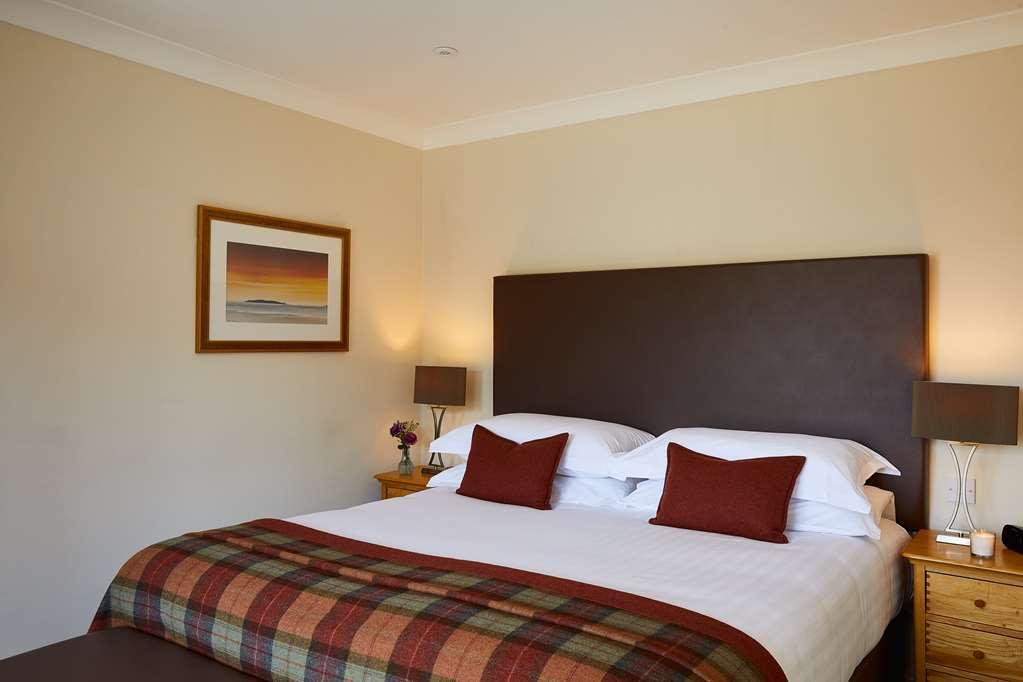 Macdonald Elmers Court Hotel Lymington Bilik gambar