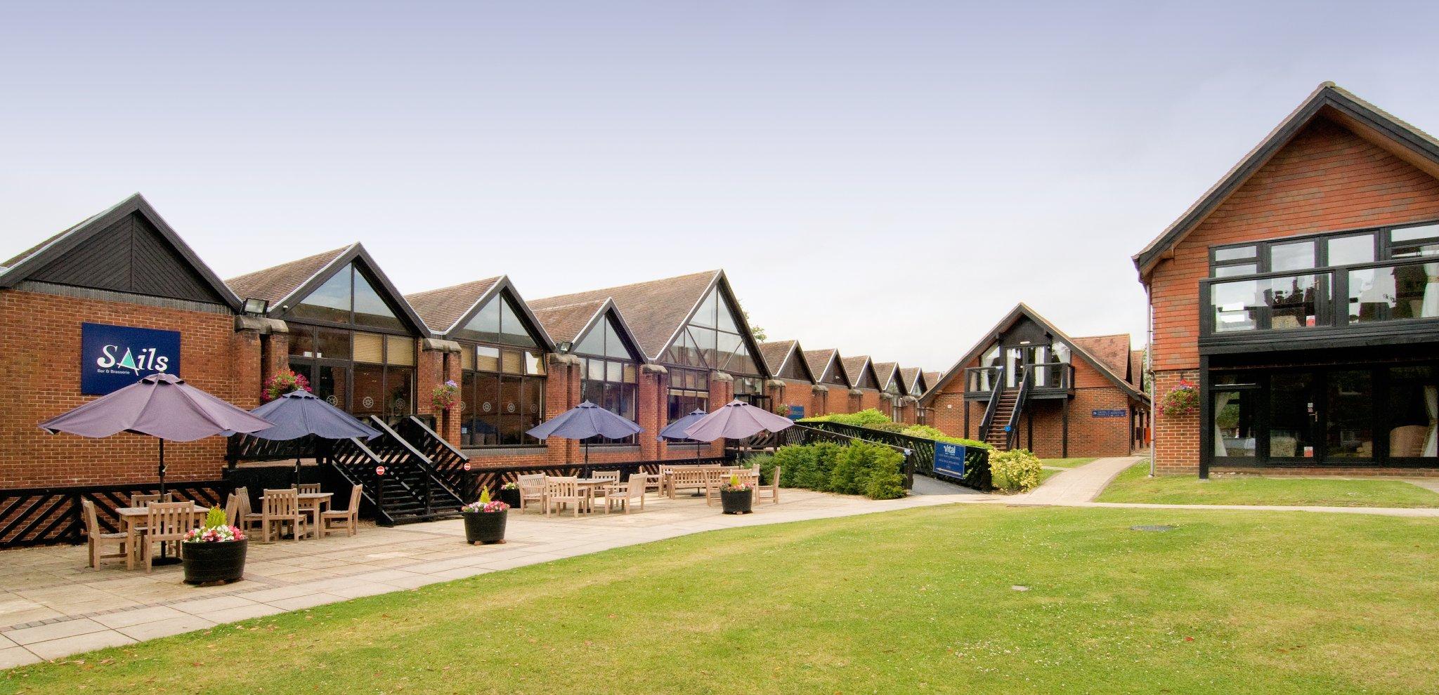 Macdonald Elmers Court Hotel Lymington Luaran gambar
