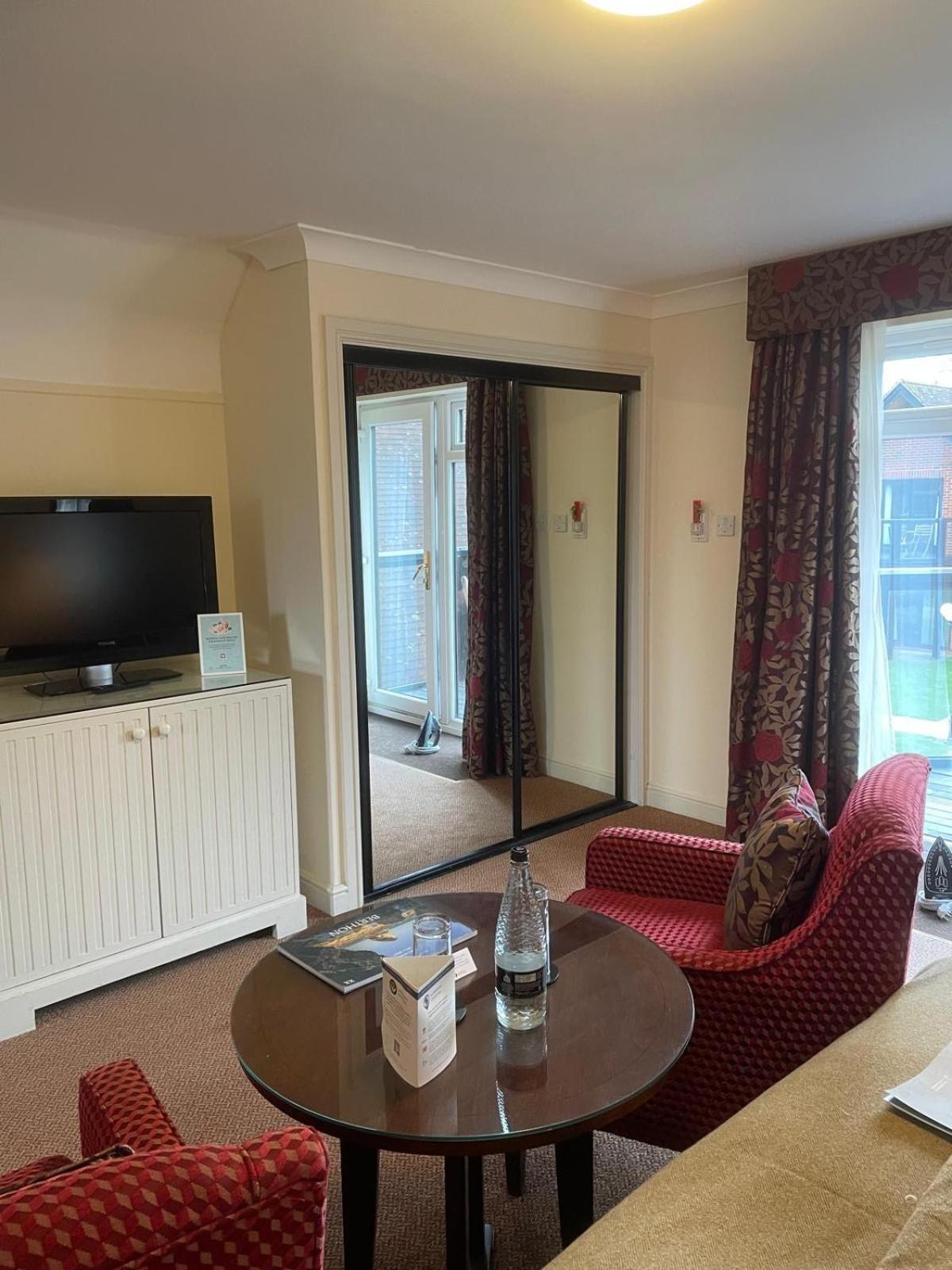 Macdonald Elmers Court Hotel Lymington Luaran gambar